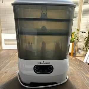 Baby Brezza White Bottle Sterilizer